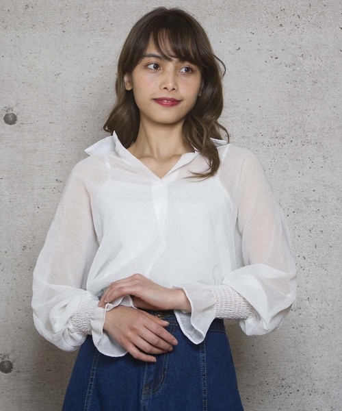 LUGG NAGG(ラグナグ)の「【Jewelobe/ ジュエローブ】スキッパー袖シャーリングブラウス(シャツ/ブラウス・レディース・ベージュ/オフホワイト/ピンク/ブルー・FREE)」の1枚目の写真
