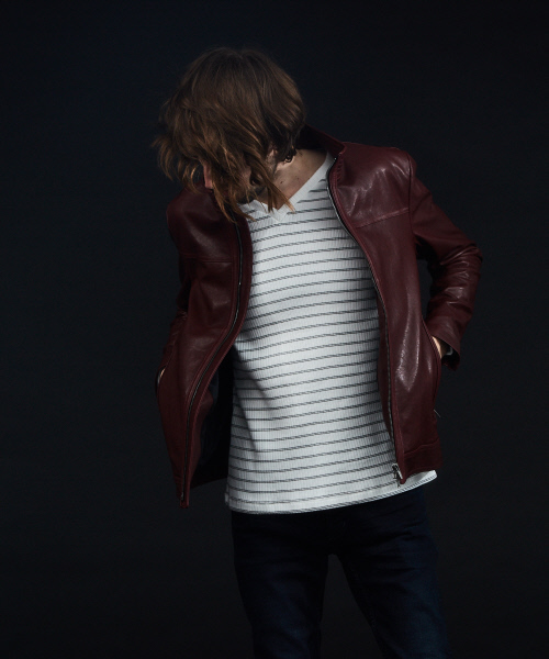 5351 POUR LES HOMMES(ゴーサンゴーイチプールオム)の「ヴィンテージラムレザーショートブルゾン(ブルゾン・メンズ・ライトグレー/ボルドー/ブラック・44/46/48/50)」の9枚目の写真