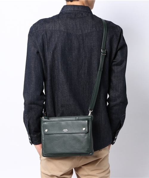 PORTER（ポーター）の「PORTER RAMBLER SHOULDER BAG ヨコ <B印 YOSHIDA SELECT>（ショルダーバッグ・メンズ・ブラック/グリーン/ブルー/ホワイト・ONE SIZE）」の6枚目の写真