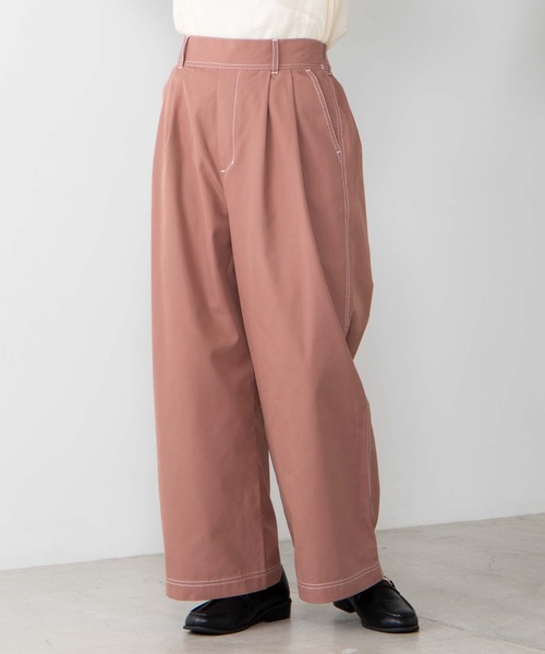 WEGO（ウィゴー）の「WEGO/チノタックストレートワイドパンツ（チノパンツ・レディース・ライトブラウン/カーキ/ベージュ/ブラック・MEDIUM/SMALL/X-SMALL/LARGE）」の3枚目の写真