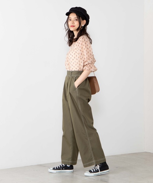 WEGO（ウィゴー）の「WEGO/チノタックストレートワイドパンツ（チノパンツ・レディース・ライトブラウン/カーキ/ベージュ/ブラック・MEDIUM/SMALL/X-SMALL/LARGE）」の18枚目の写真