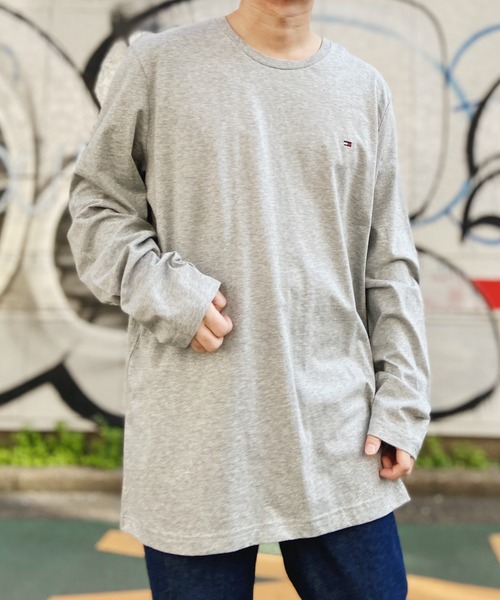 TOMMY HILFIGER(トミーヒルフィガー)の「【TOMMY HILFIGER(トミー・ヒルフィガー)】 ワンポイント刺繍 長袖Tシャツ ロンT TOMMY Small Logo Long Sleeve Tee(Tシャツ/カットソー・メンズ・グレー/ブラック/ホワイト/ネイビー・S/M/L)」の15枚目の写真