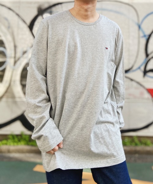 TOMMY HILFIGER(トミーヒルフィガー)の「【TOMMY HILFIGER(トミー・ヒルフィガー)】 ワンポイント刺繍 長袖Tシャツ ロンT TOMMY Small Logo Long Sleeve Tee(Tシャツ/カットソー・メンズ・グレー/ブラック/ホワイト/ネイビー・S/M/L)」の18枚目の写真