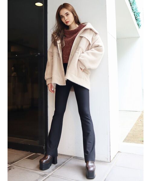 EMODA（エモダ）の「バルキーマットモールニット（ニット/セーター・レディース・ホワイト/ブラック/ブラウン・FREE）」の8枚目の写真