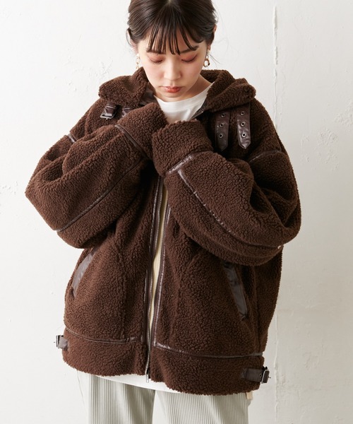 natural couture(ナチュラルクチュール)の「ボアオーバーサイズフライトジャケット(その他アウター・レディース・ブラック/ベージュ/ブラウン/アイボリー・FREE)」の18枚目の写真