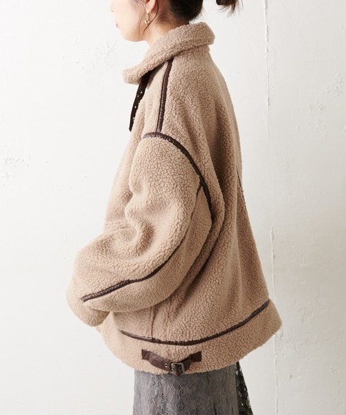 natural couture(ナチュラルクチュール)の「ボアオーバーサイズフライトジャケット(その他アウター・レディース・ブラック/ベージュ/ブラウン/アイボリー・FREE)」の15枚目の写真