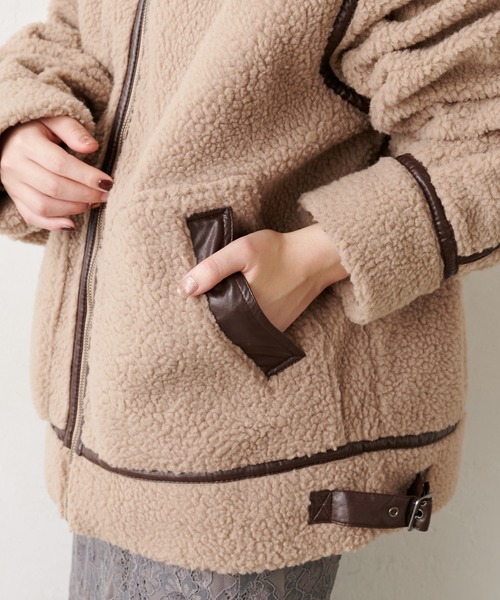 natural couture(ナチュラルクチュール)の「ボアオーバーサイズフライトジャケット(その他アウター・レディース・ブラック/ベージュ/ブラウン/アイボリー・FREE)」の20枚目の写真
