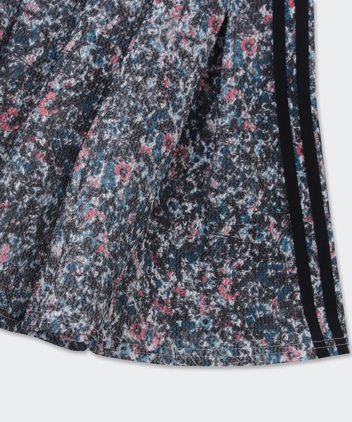 adidas（アディダス）の「フレアスカート / アディダス