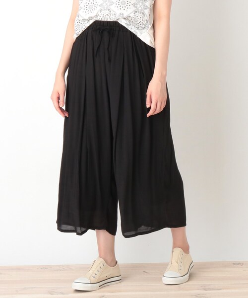 Cutie Blonde（キューティーブロンド）の「◆累計34万本！【S-L/すそくるっ】スラブ調ワイドパンツ（その他パンツ・レディース・ブラック/ダークオレンジ/カーキ/ライトベージュ/黄緑系・03/02/01）」の2枚目の写真