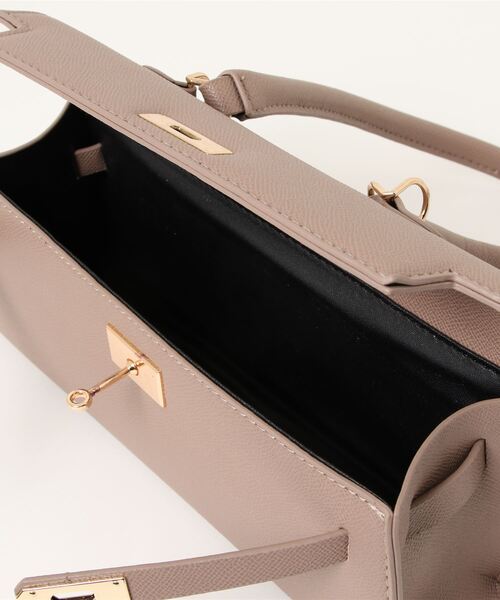 LUGG NAGG（ラグナグ）の「横長ワンハンドルショルダーバッグ（ショルダーバッグ・レディース・ホワイト/ブラック/カーキブラウン/ブラウン・FREE）」の16枚目の写真