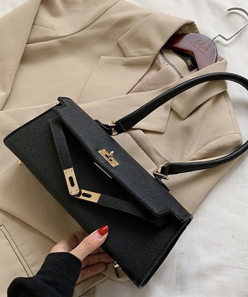 LUGG NAGG（ラグナグ）の「横長ワンハンドルショルダーバッグ（ショルダーバッグ・レディース・ホワイト/ブラック/カーキブラウン/ブラウン・FREE）」の3枚目の写真