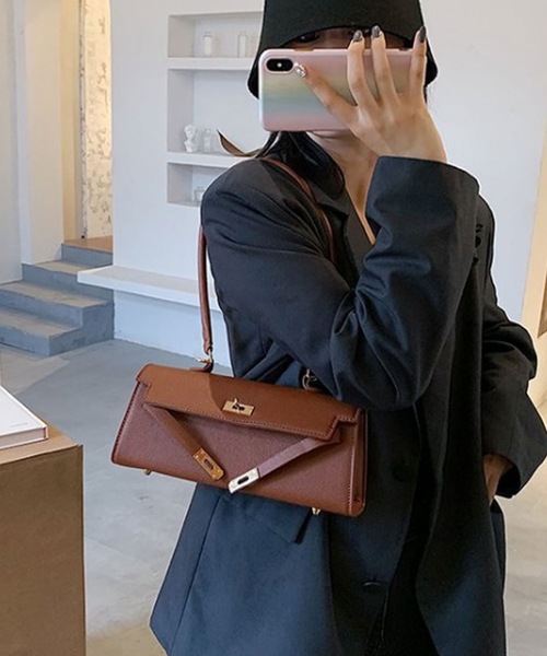 LUGG NAGG（ラグナグ）の「横長ワンハンドルショルダーバッグ（ショルダーバッグ・レディース・ホワイト/ブラック/カーキブラウン/ブラウン・FREE）」の15枚目の写真