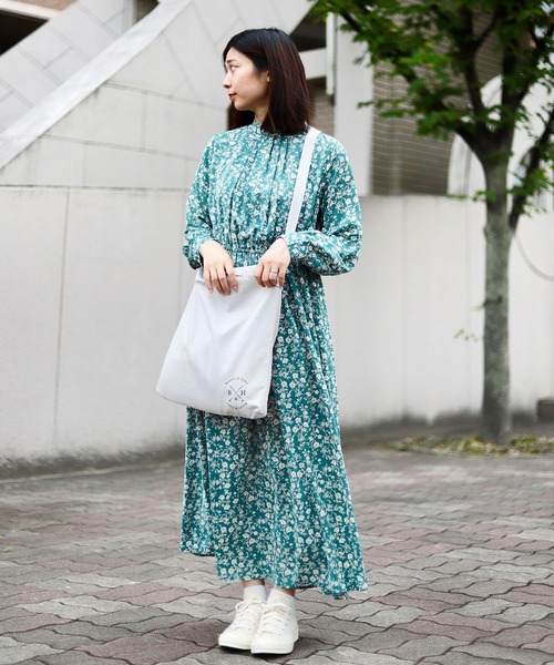 Beauty&Habit（ビューティアンドハビット）の「【Beauty＆Habit】キャンバスワンポイントロゴショルダーバッグ（ショルダーバッグ・メンズ・ブラック/ネイビー/グレー・FREE）」の16枚目の写真