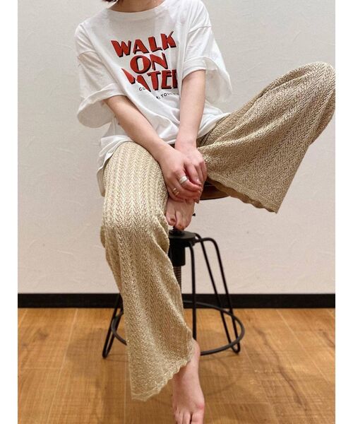 Ungrid(アングリッド)の「ツアーロゴルーズTee(Tシャツ/カットソー・レディース・オフホワイト/チャコールグレー/グリーン・FREE)」の13枚目の写真