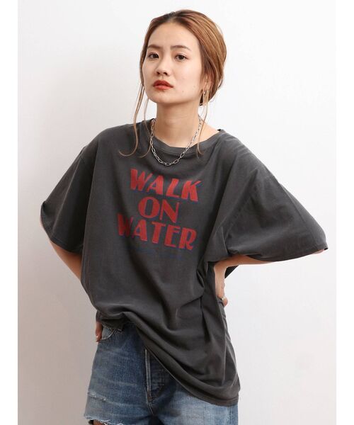 Ungrid(アングリッド)の「ツアーロゴルーズTee(Tシャツ/カットソー・レディース・オフホワイト/チャコールグレー/グリーン・FREE)」の15枚目の写真