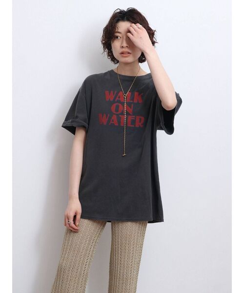 Ungrid(アングリッド)の「ツアーロゴルーズTee(Tシャツ/カットソー・レディース・オフホワイト/チャコールグレー/グリーン・FREE)」の22枚目の写真