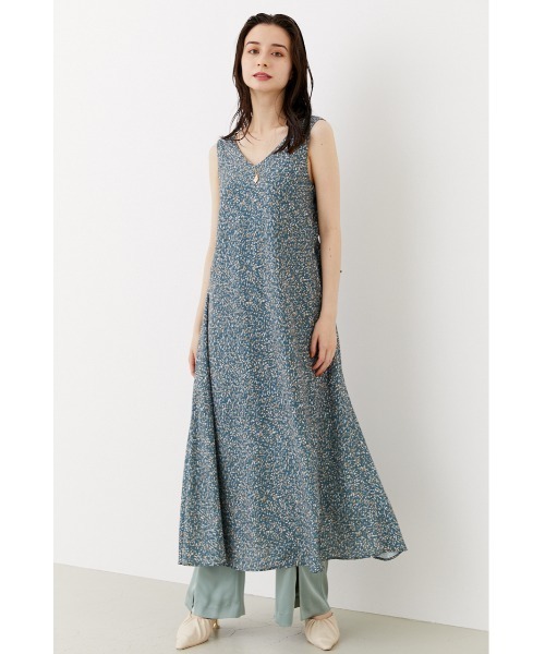 rienda（リエンダ）の「センタープレスフレアパンツ（スラックス・レディース・ブラック/ピンク/グリーン・SMALL/MEDIUM/X-SMALL）」の6枚目の写真
