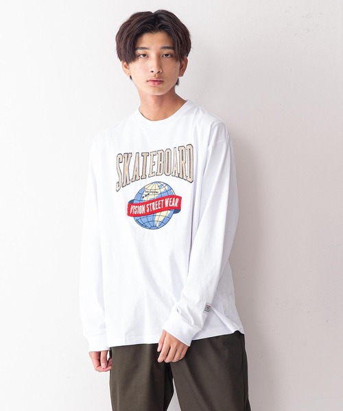 VISION STREET WEAR(ヴィジョンストリートウェア)の「【VISION STREET WEAR/ビジョンストリートウェア】アースサガラ刺繍ボックスシルエットルーズロンT(Tシャツ/カットソー・メンズ・ホワイト/ブラック/パープル/ブルー系その他・MEDIUM/LARGE/X-LARGE)」の2枚目の写真