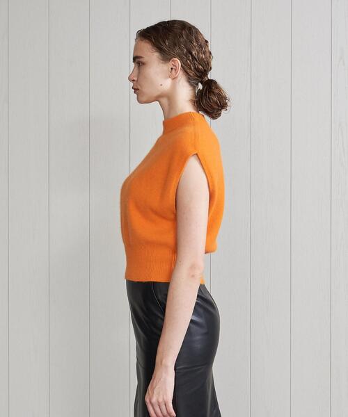 H　BEAUTY&YOUTH UNITED ARROWS（エイチビューティーアンドユースユナイテッドアローズ）の「＜H＞SHORT KNIT VEST/ニット（ニット/セーター・レディース・ブラック/オレンジ・FREE）」の3枚目の写真