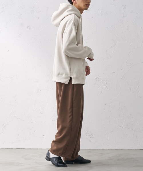 epnok(エプノック)の「サイドオープンパーカー(パーカー・メンズ・グレイッシュブルー/ブラック/アイボリー・MEDIUM/LARGE/SMALL)」の13枚目の写真