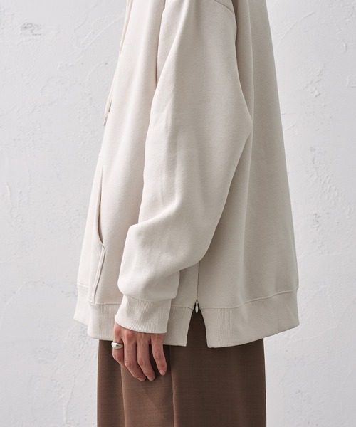 epnok(エプノック)の「サイドオープンパーカー(パーカー・メンズ・グレイッシュブルー/ブラック/アイボリー・MEDIUM/LARGE/SMALL)」の18枚目の写真