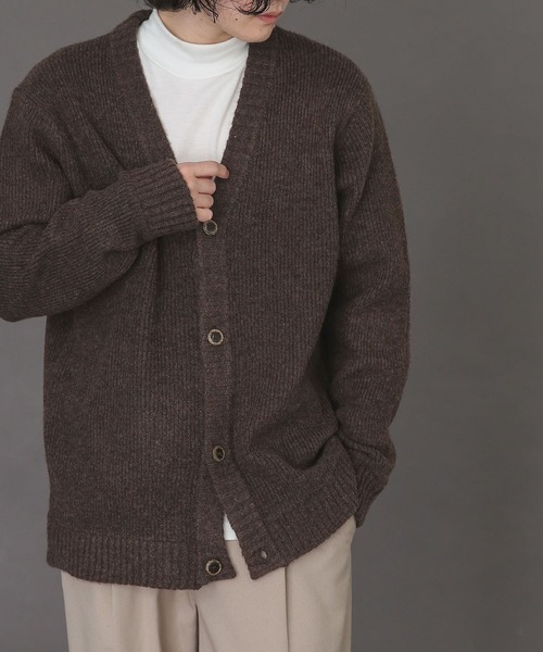 SENSE OF PLACE by URBAN RESEARCH（センスオブプレイスバイアーバンリサーチ）の「モヘアライクVネックカーディガン（カーディガン/ボレロ・メンズ・ネイビー/ブルー/グリーン/アイボリー/ライトピンク/ブラウン・MEDIUM/LARGE）」の3枚目の写真