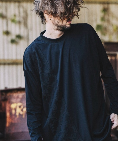 NO ID.(ノーアイディ)の「mlt3702-ポインテッドJQ-BIG-PO プルオーバー(Tシャツ/カットソー・メンズ・ブラック/ブラック系その他/レオパード・ONE SIZE)」の6枚目の写真