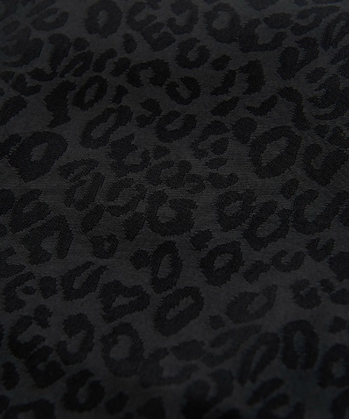 NO ID.(ノーアイディ)の「mlt3702-ポインテッドJQ-BIG-PO プルオーバー(Tシャツ/カットソー・メンズ・ブラック/ブラック系その他/レオパード・ONE SIZE)」の5枚目の写真