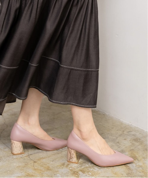 RANDA（ランダ）の「ストレスフリー/ソフト デザインヒールパンプス（パンプス・レディース・ブラック/パープル/グレイッシュベージュ・23/24/25/25.5/22.5/24.5/23.5/22）」の14枚目の写真