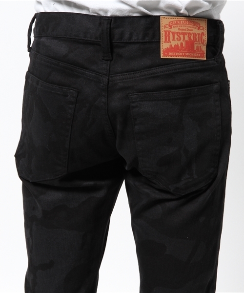 HYSTERIC GLAMOUR（ヒステリックグラマー）の「CAMO総柄 SデニムスリムPT（デニムパンツ・メンズ・グリーン系カモフラージュ/ブラック系その他・32inch/28inch/34inch/30inch）」の6枚目の写真
