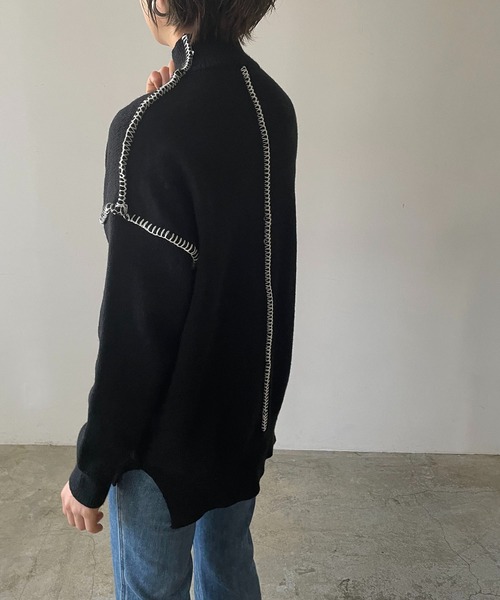 210nouve（トゥージュヌーブ）の「モックネックハンドステッチニットプルオーバー（ニット/セーター・レディース・ホワイト/ブラック/ブルー・FREE）」の6枚目の写真