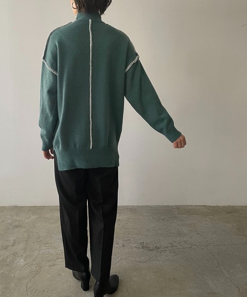 210nouve（トゥージュヌーブ）の「モックネックハンドステッチニットプルオーバー（ニット/セーター・レディース・ホワイト/ブラック/ブルー・FREE）」の14枚目の写真