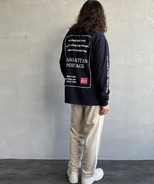 Manhattan Portage（マンハッタンポーテージ）の「[MANHATTAN PORTAGE/マンハッタンポーテージ] 別注 バックプリントロゴロンT（Tシャツ/カットソー・レディース・ホワイト/ブラック/グリーン/レッド・S/M/L/XL）」の14枚目の写真