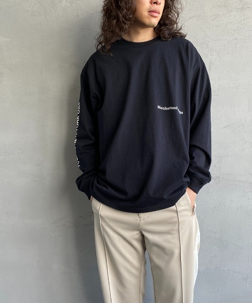 Manhattan Portage（マンハッタンポーテージ）の「[MANHATTAN PORTAGE/マンハッタンポーテージ] 別注 バックプリントロゴロンT（Tシャツ/カットソー・レディース・ホワイト/ブラック/グリーン/レッド・S/M/L/XL）」の9枚目の写真