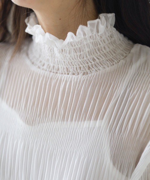 Bab（バブ）の「シワプリーツハイネックトップス（シャツ/ブラウス・レディース・ブラック/アイボリー/ベージュ・M）」の9枚目の写真