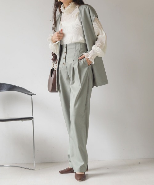 Bab（バブ）の「シワプリーツハイネックトップス（シャツ/ブラウス・レディース・ブラック/アイボリー/ベージュ・M）」の15枚目の写真