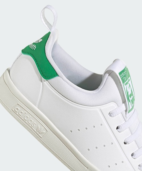 adidas（アディダス）の「スタンスミス 360 / Stan Smith 360 / アディダスオリジナルス（キッズ/子供用）（スニーカー・キッズ・ホワイト×グリーン・17.0cm/18.0cm/19.0cm/20.0cm/21.0cm/17.5cm/18.5cm/19.5cm）」の3枚目の写真