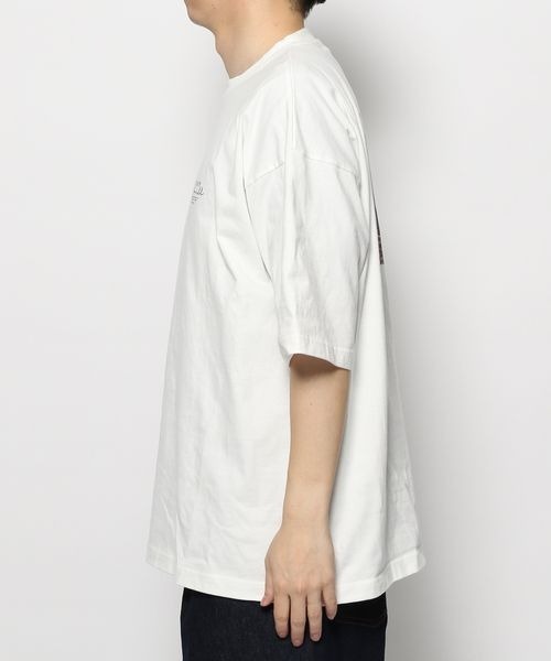 LOWRYS FARM(ローリーズファーム)の「リッキーフォトコラボTシャツ 275513(Tシャツ/カットソー・メンズ・グリーン/ブラック/オフホワイト/パープル・MEDIUM/LARGE)」の6枚目の写真