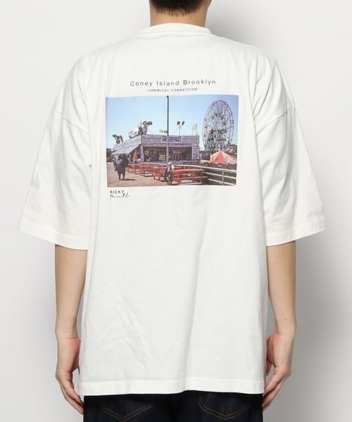 LOWRYS FARM(ローリーズファーム)の「リッキーフォトコラボTシャツ 275513(Tシャツ/カットソー・メンズ・グリーン/ブラック/オフホワイト/パープル・MEDIUM/LARGE)」の19枚目の写真