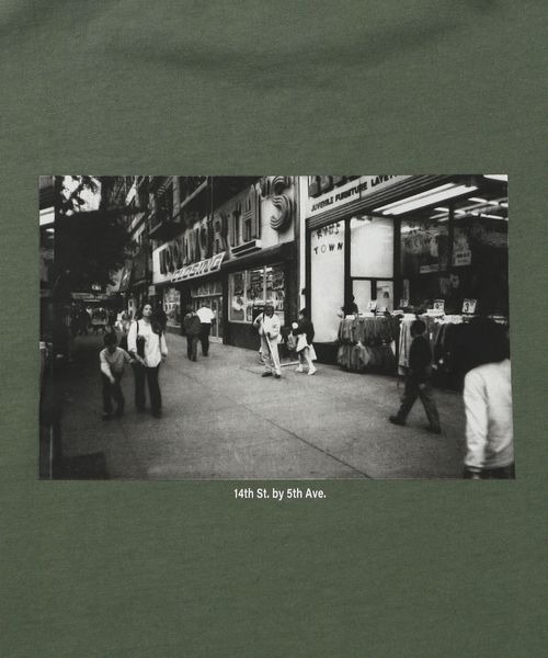 LOWRYS FARM(ローリーズファーム)の「リッキーフォトコラボTシャツ 275513(Tシャツ/カットソー・メンズ・グリーン/ブラック/オフホワイト/パープル・MEDIUM/LARGE)」の14枚目の写真