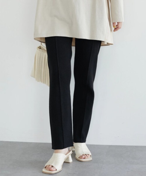 Green　Parks（グリーンパークス）の「・SUGAR SPOON リブニットセンターシームパンツ＊（その他パンツ・レディース・ブラック/ベージュ/ライトカーキ/ブルー・FREE）」の2枚目の写真