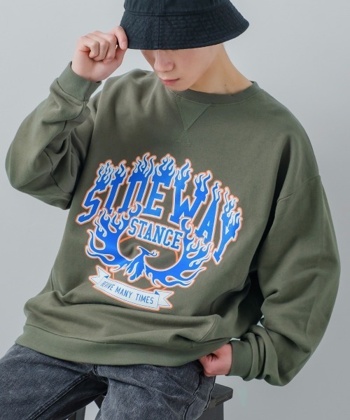 SIDEWAY STANCE（サイドウェイスタンス）の「【SIDEWAY STANCE】スウェットクルーネック プリント オーバーサイズ トレーナー（スウェット・メンズ・グレー系その他/グリーン系その他2/ブラック系その他/グレー系その他2/グリーン系その他/ブルー系その他/ブラック系その他2/ブルー系その他2・LARGE/MEDIUM/X-LARGE）」の6枚目の写真