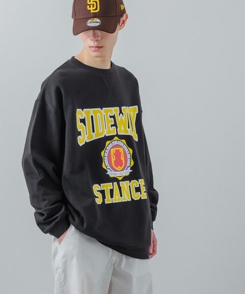 SIDEWAY STANCE（サイドウェイスタンス）の「【SIDEWAY STANCE】スウェットクルーネック プリント オーバーサイズ トレーナー（スウェット・メンズ・グレー系その他/グリーン系その他2/ブラック系その他/グレー系その他2/グリーン系その他/ブルー系その他/ブラック系その他2/ブルー系その他2・LARGE/MEDIUM/X-LARGE）」の13枚目の写真