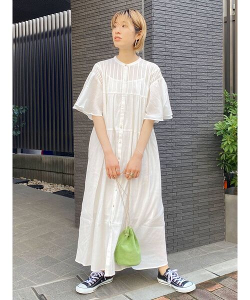 Ungrid(アングリッド)の「ハーフスリーブティアードマキシワンピース(ワンピース・レディース・ブラック/オレンジ/オフホワイト・FREE)」の6枚目の写真