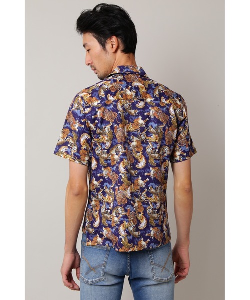 BLUE TORNADO（ブルートルネード）の「BLUE TORNADO∴タイガープリントアロハシャツ（シャツ/ブラウス・メンズ・アイボリー/ネイビー・M/L）」の14枚目の写真