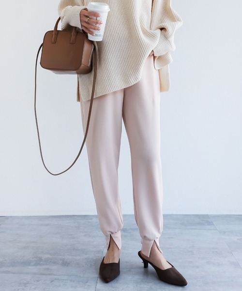 梨地ポンチセンタースリットジョガーパンツ