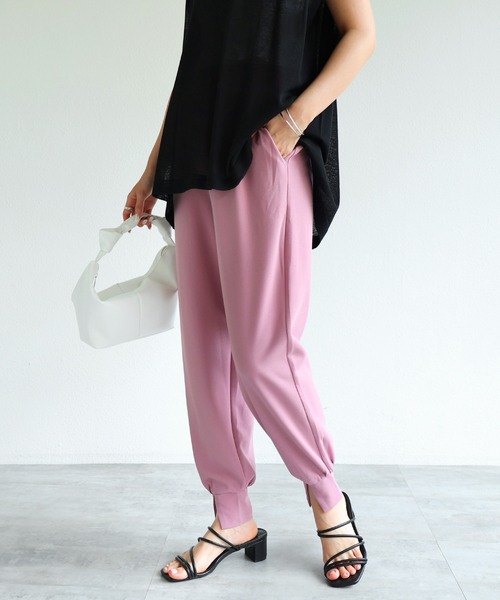 梨地ポンチセンタースリットジョガーパンツ