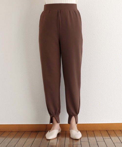 andme（アンドミー）の「梨地ポンチセンタースリットジョガーパンツ（その他パンツ・レディース・カーキ/ブラック/ブラウン/グレイッシュベージュ/ピンク系その他/ピンクベージュ/オレンジ/ネイビー/ライトベージュ・L/M）」の22枚目の写真