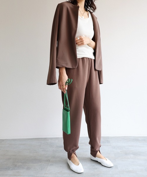 andme（アンドミー）の「梨地ポンチセンタースリットジョガーパンツ（その他パンツ・レディース・カーキ/ブラック/ブラウン/グレイッシュベージュ/ピンク系その他/ピンクベージュ/オレンジ/ネイビー/ライトベージュ・L/M）」の16枚目の写真