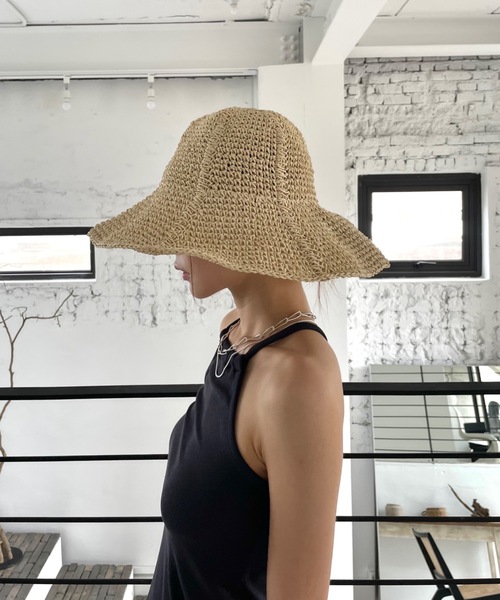 Didot.showroom(ディドット ショールーム)の「つば広ペーパーハット(ハット・レディース・ベージュ/ブラウン・FREE)」の4枚目の写真